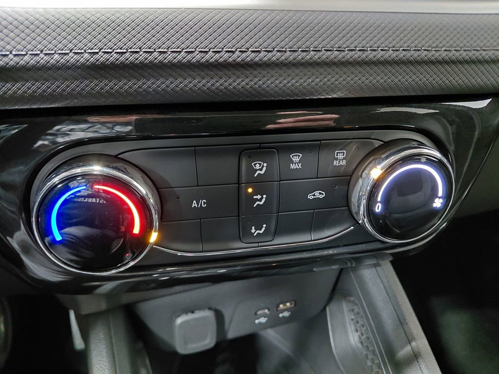 Used 2025 Chevrolet TrailBlazer LT FWD image 25