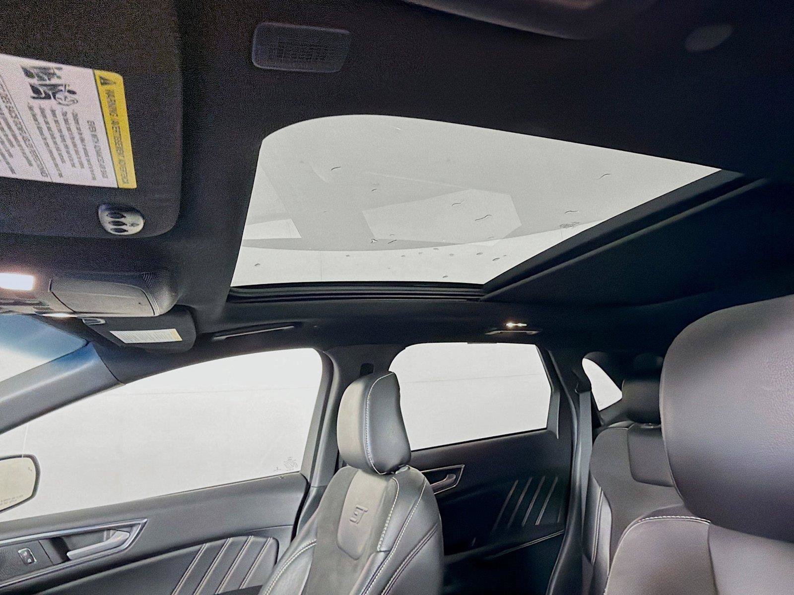 Used 2020 Ford Edge ST w/ Equipment Group 401A AWD/4WD image 5