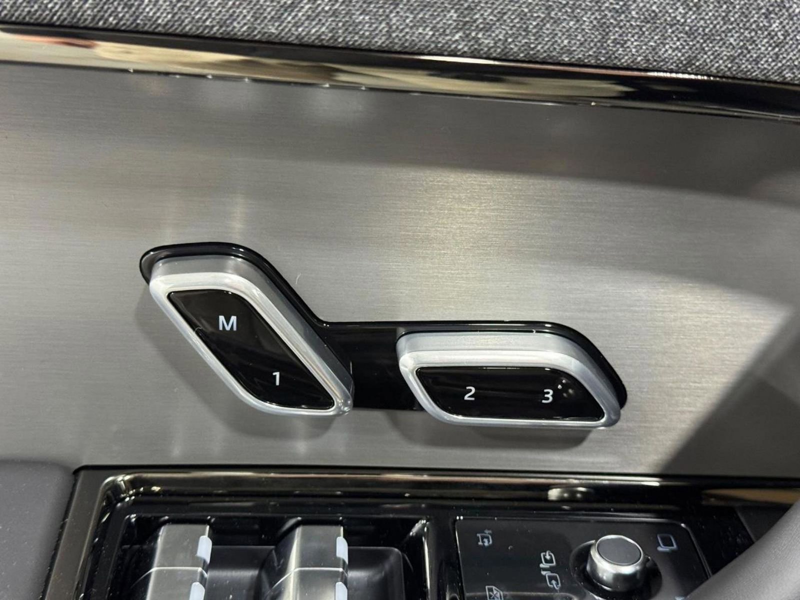 New 2026 Land Rover Range Rover Sport Dynamic SE image 22