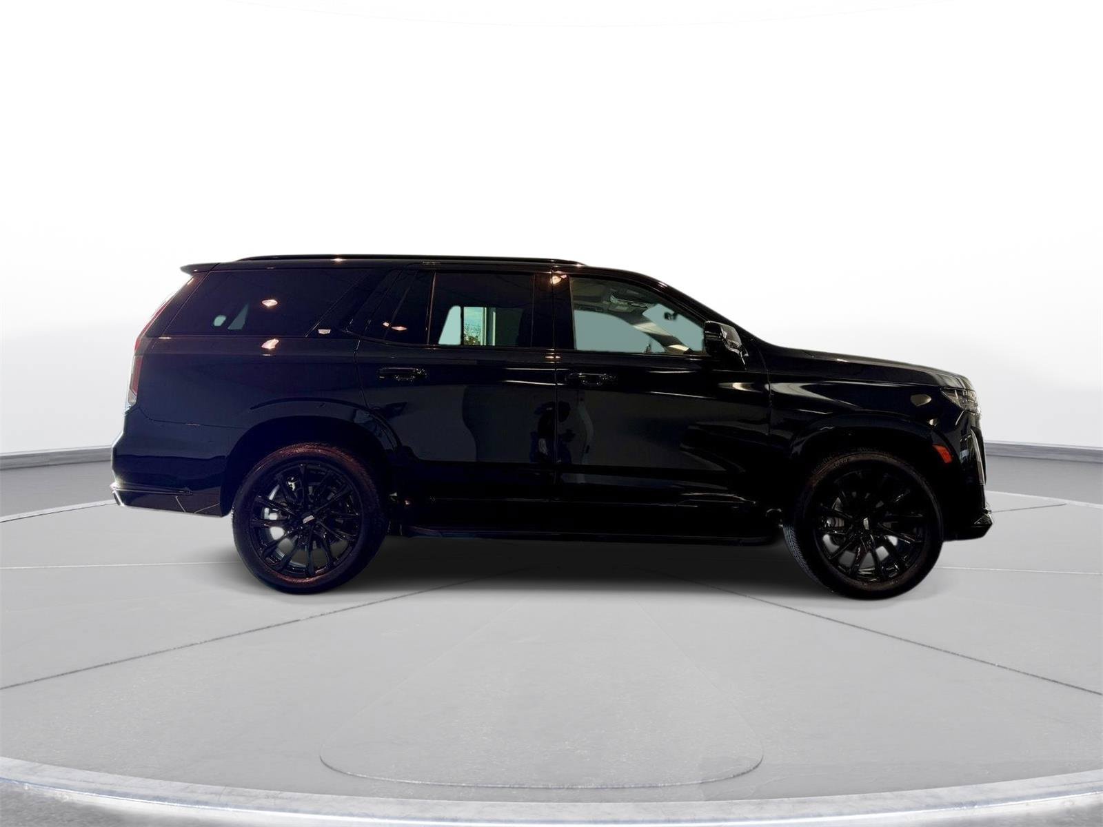 Certified 2024 Cadillac Escalade Sport w/ LPO, ONYX Package AWD/4WD image 18