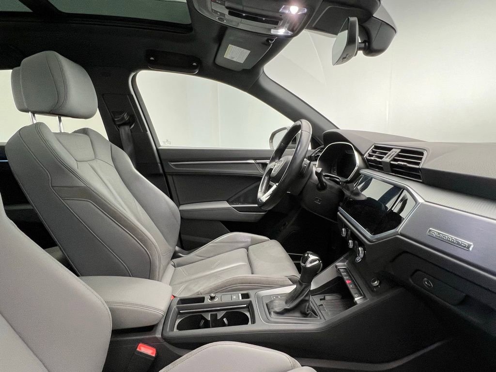 Used 2020 Audi Q3 2.0T Premium Plus w/ Premium Plus Package image 6