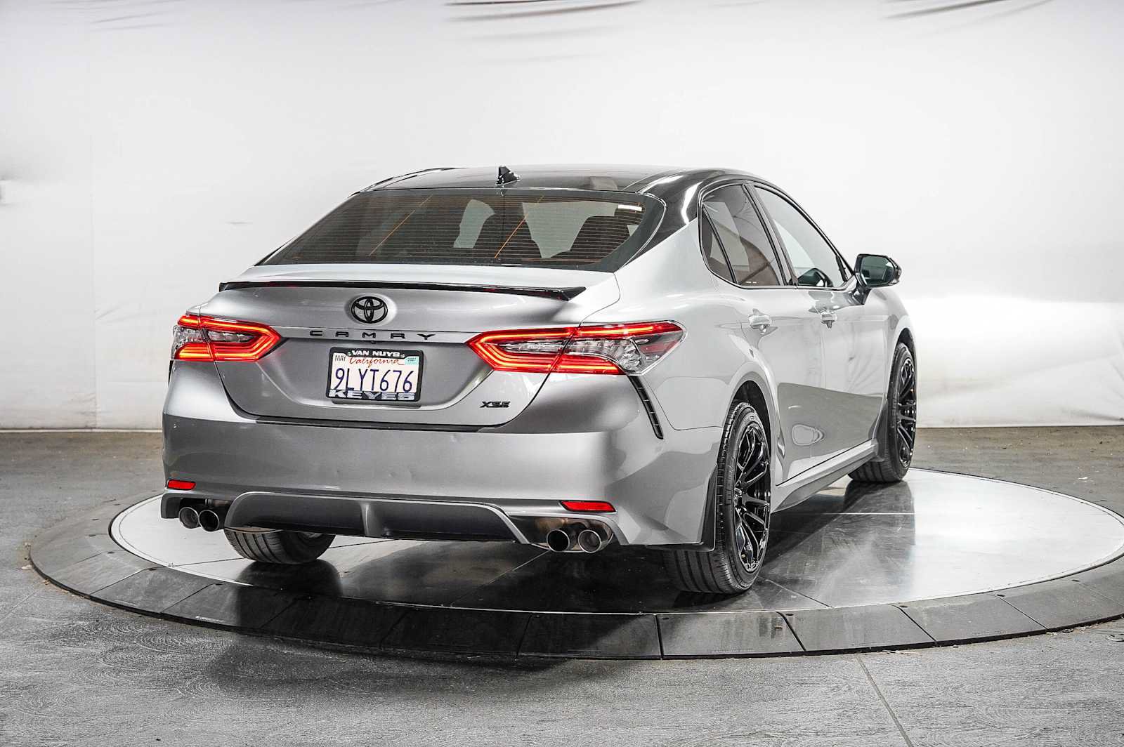 Used 2024 Toyota Camry XSE w/ Blackout Package (TMS) FWD image 4