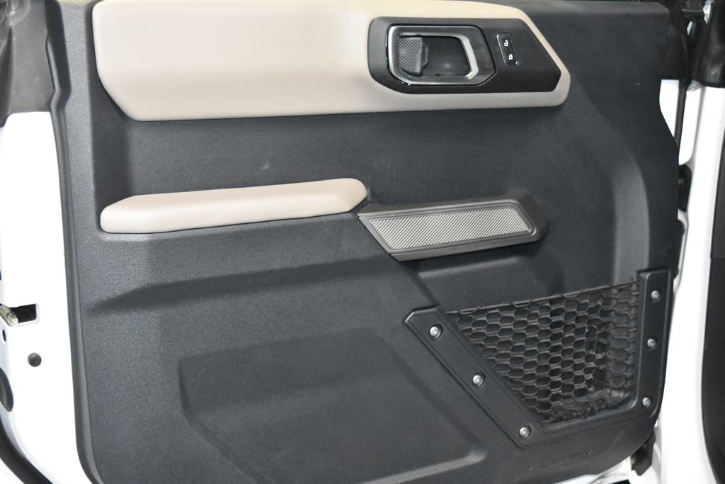 Used 2022 Ford Bronco Wildtrak image 4