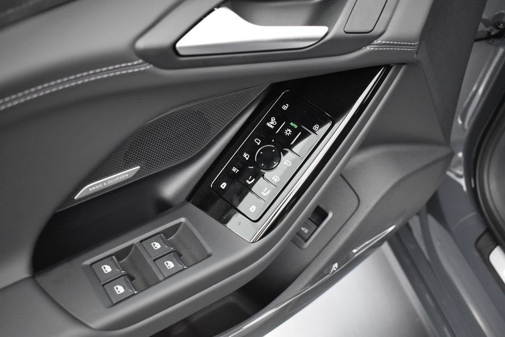 New 2027 Audi A6 e-tron Premium Plus AWD/4WD image 6