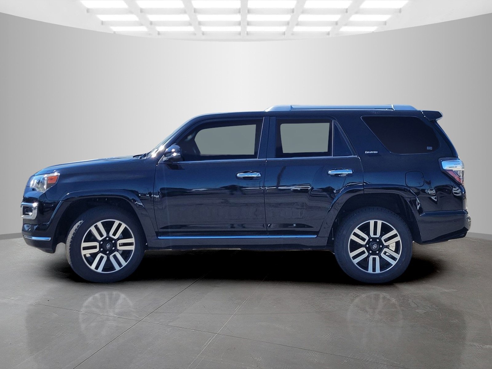 Used 2023 Toyota 4Runner Limited image 7