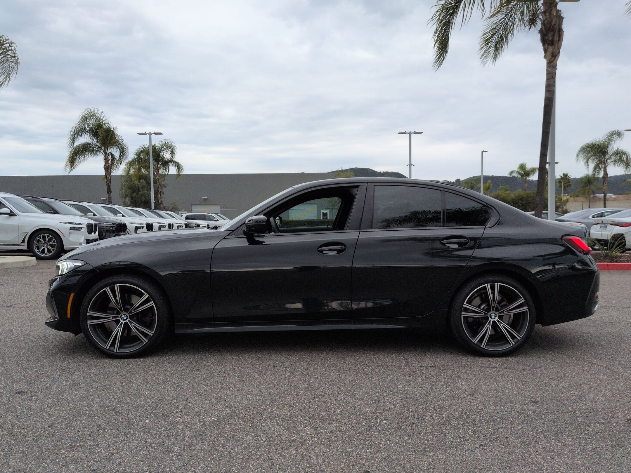 Certified 2023 BMW 330i Sedan w/ Premium Package image 7