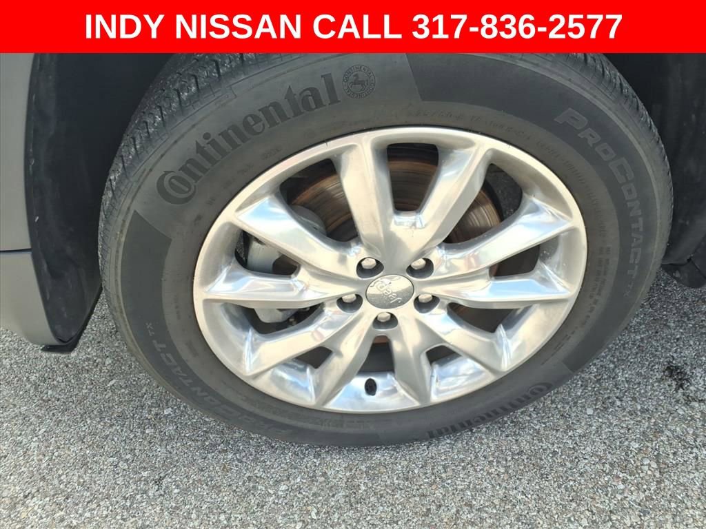 Used 2016 Jeep Cherokee Limited AWD/4WD image 10