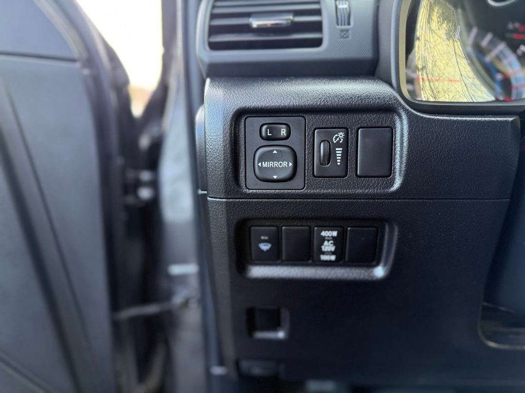 Used 2017 Toyota 4Runner SR5 Premium image 14