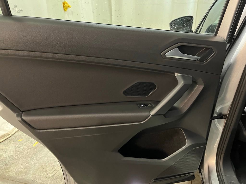 Used 2019 Volkswagen Tiguan S image 24