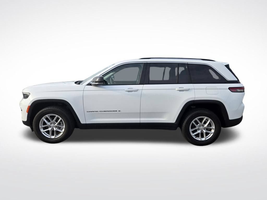 Used 2023 Jeep Grand Cherokee Limited AWD/4WD image 6