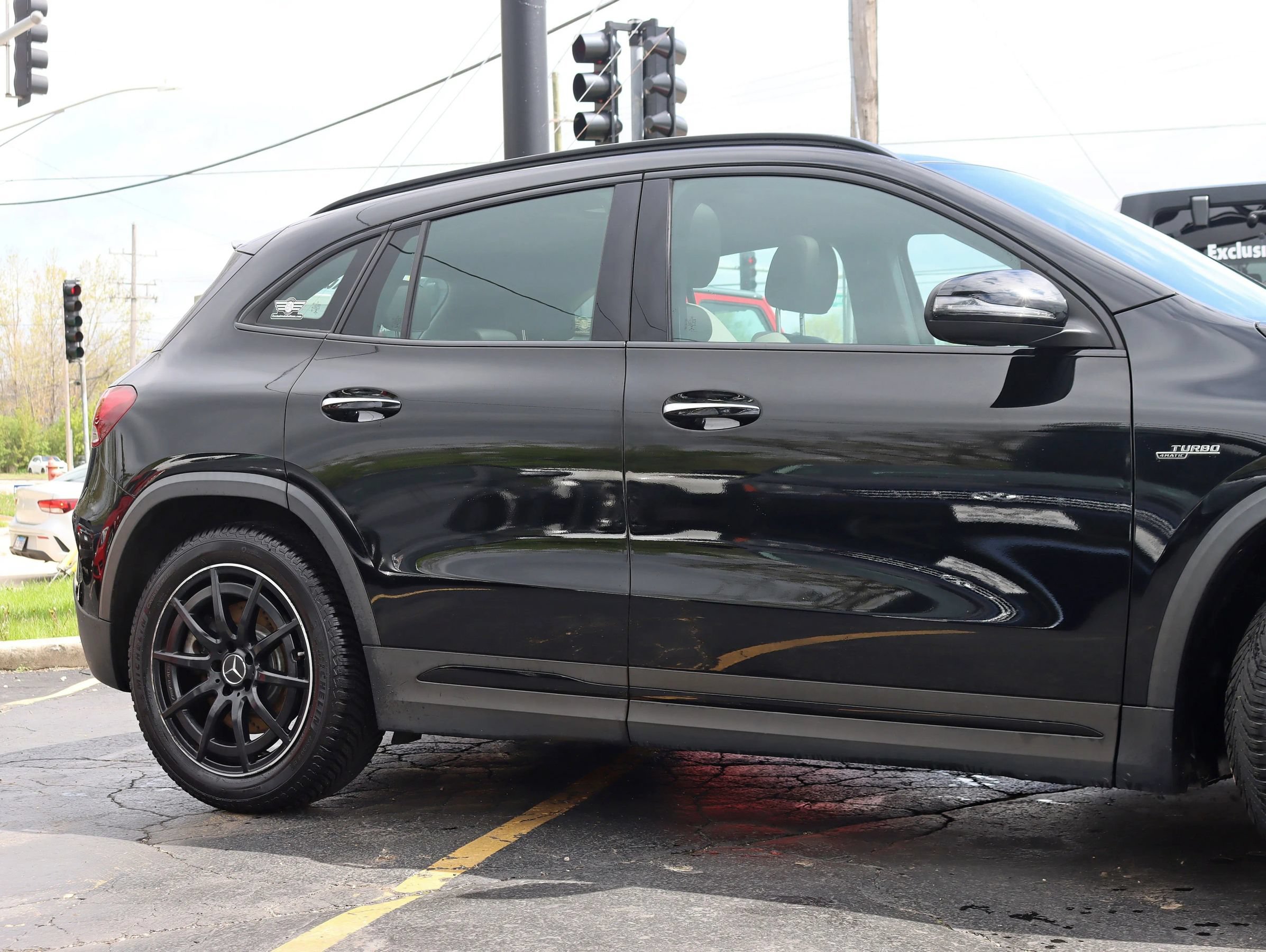 Used 2021 Mercedes-Benz GLA 35 AMG 4MATIC image 4