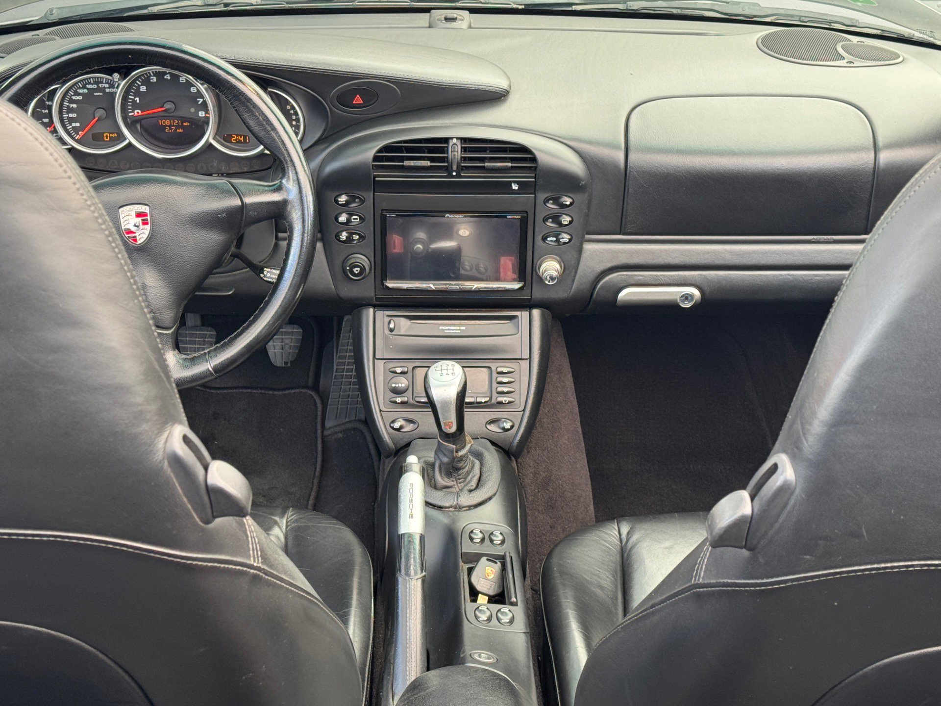 Used 2002 Porsche 911 Cabriolet image 32