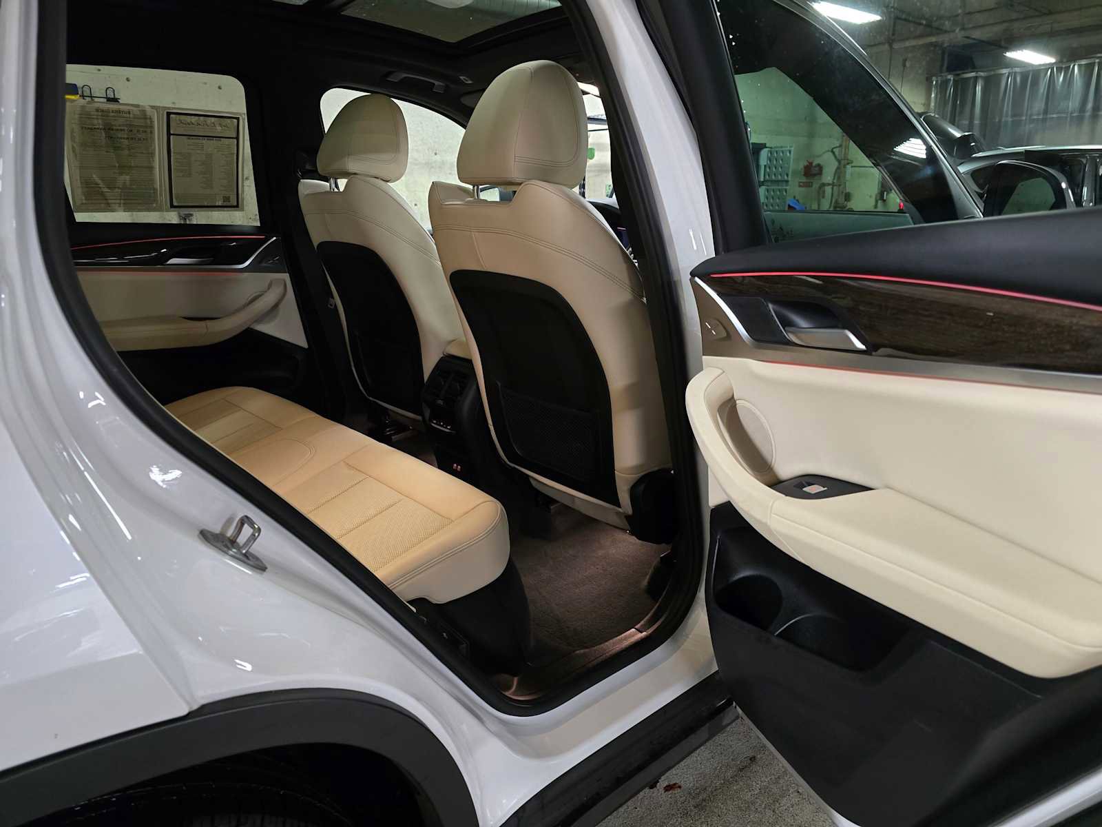 Used 2023 BMW X3 xDrive30i w/ Premium Package image 15