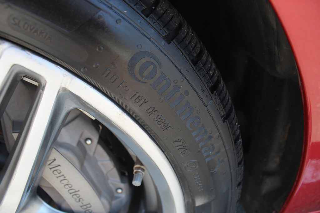 Used 2019 Mercedes-Benz E 300 image 32