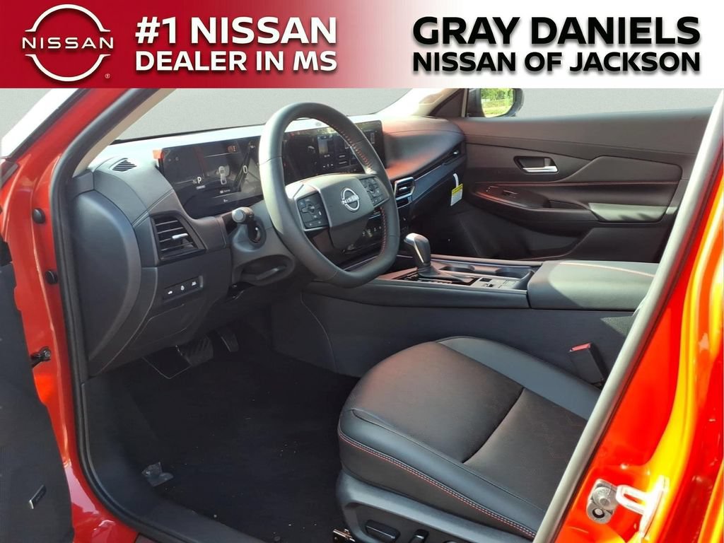 New 2026 Nissan Sentra SR w/ SR Premium Package FWD image 24