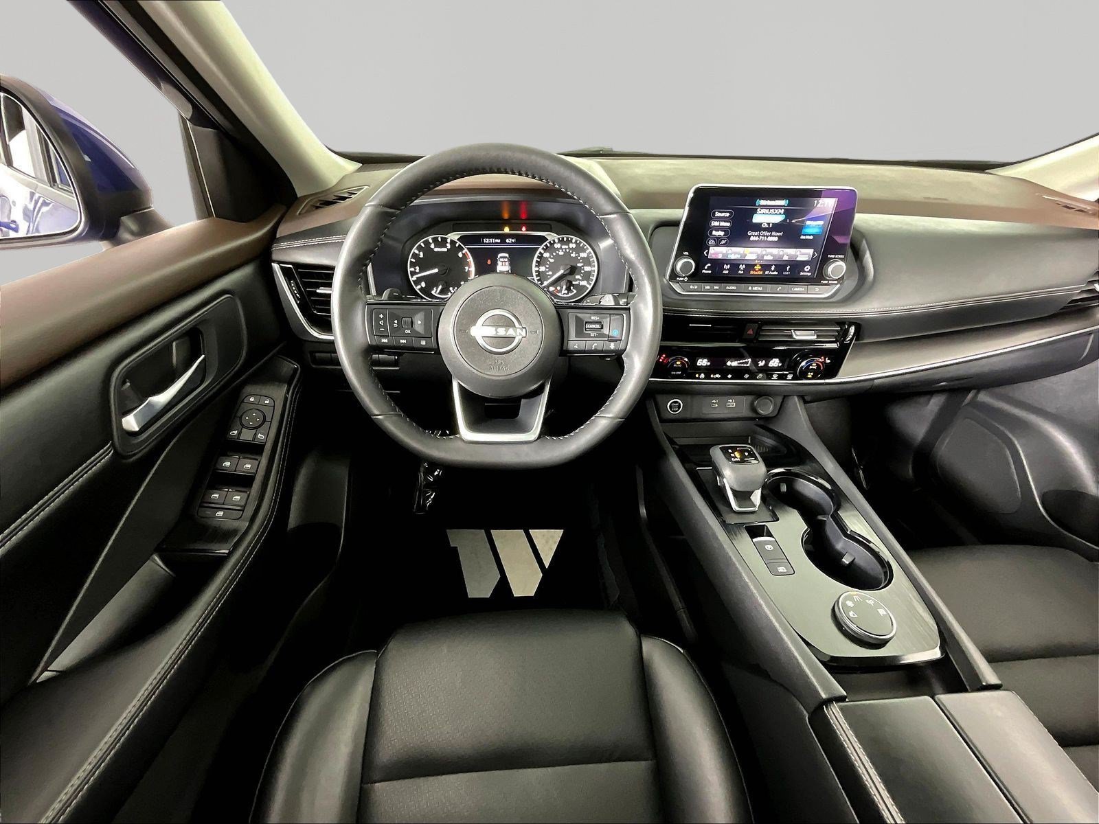 Certified 2023 Nissan Rogue SV w/ SV Premium Package AWD/4WD image 8