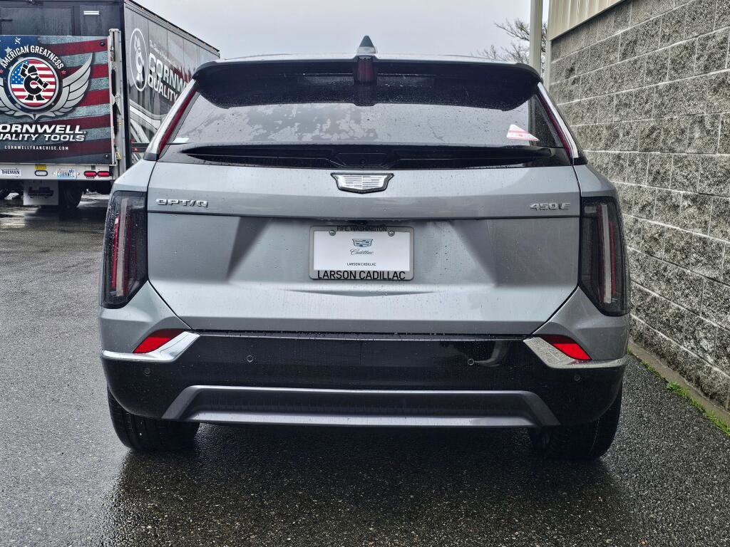 New 2026 Cadillac Optiq Luxury 1 image 7