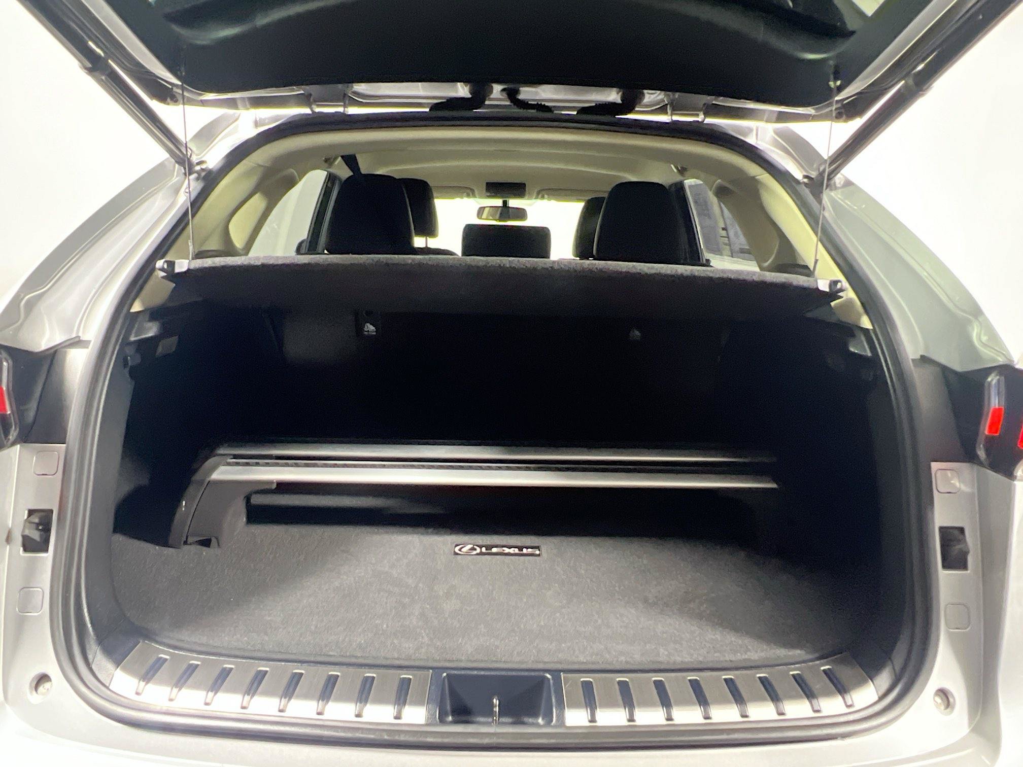 Used 2017 Lexus NX 200t FWD w/ Accessory Package image 33