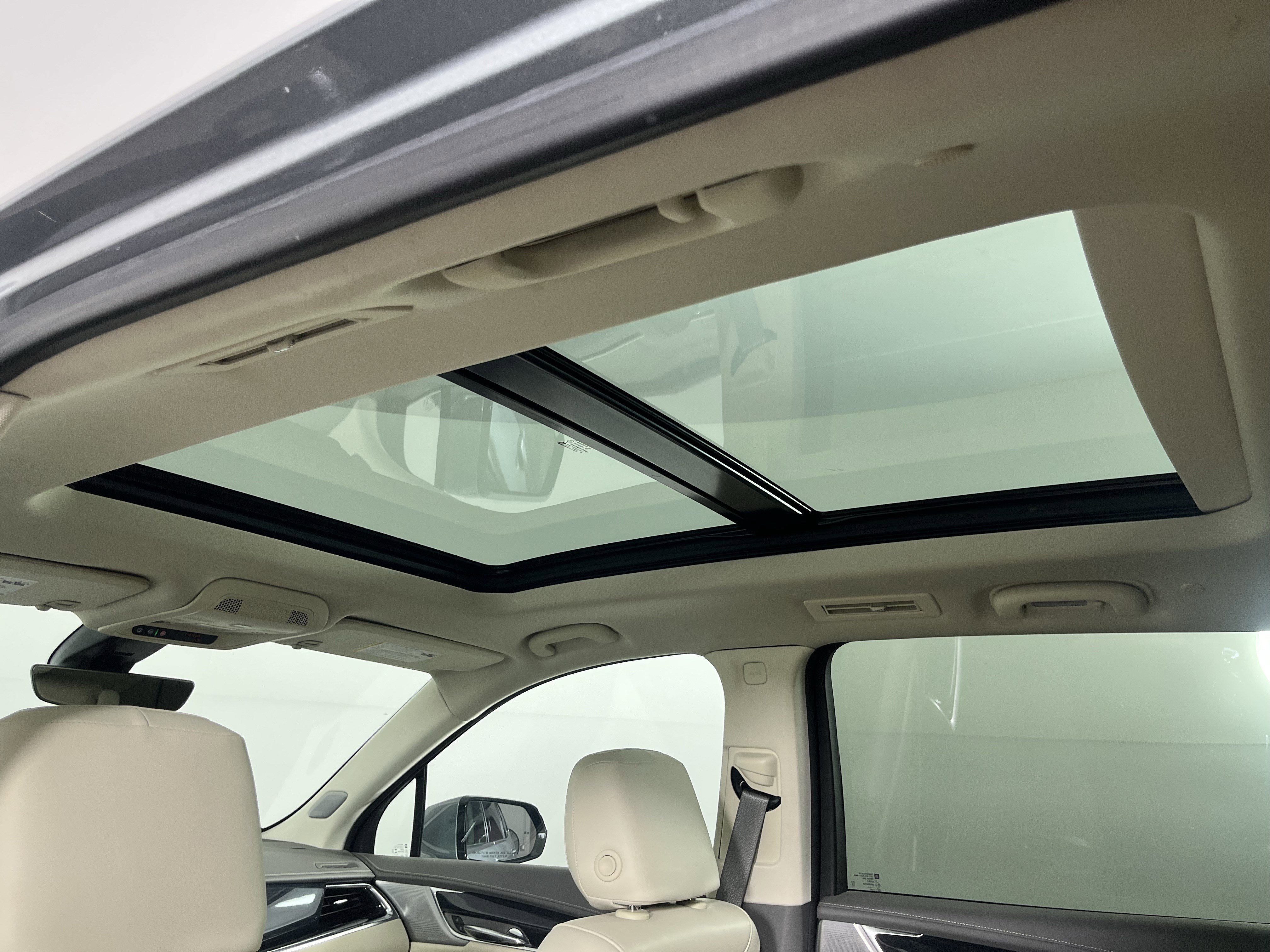 Used 2023 Cadillac XT6 Premium Luxury w/ Technology Package image 44