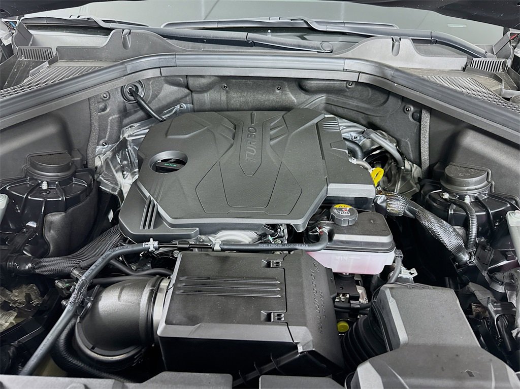 Certified 2025 Genesis GV80 2.5T Advanced image 31