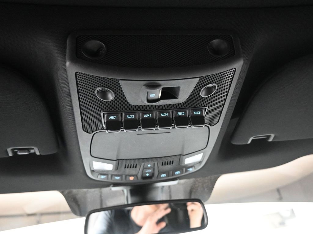 Used 2018 Ford F150 Raptor w/ Equipment Group 802A Luxury image 17