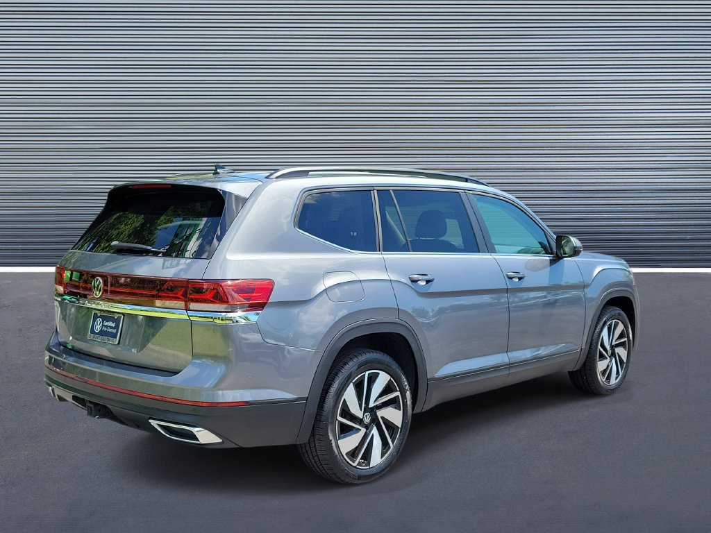 Certified 2024 Volkswagen Atlas SE FWD image 3