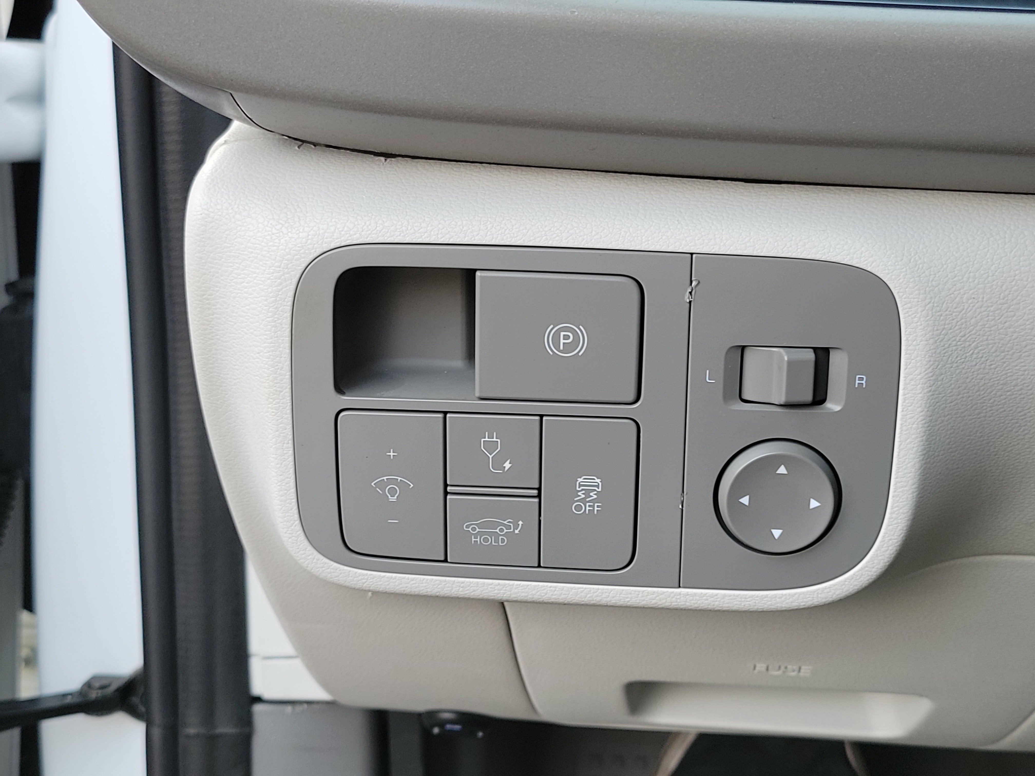 Certified 2025 Hyundai Ioniq 6 SEL image 11