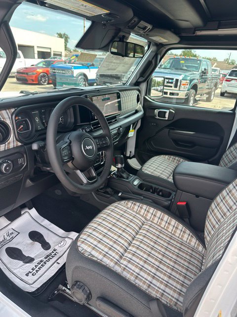 New 2026 Jeep Wrangler Unlimited Sport AWD/4WD image 28