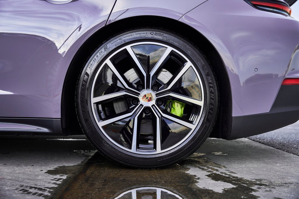 Used 2025 Porsche Panamera 4 w/ Premium Package image 24