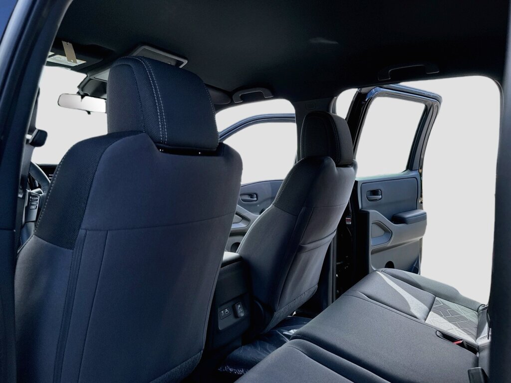 New 2026 Nissan Frontier SV AWD/4WD image 7