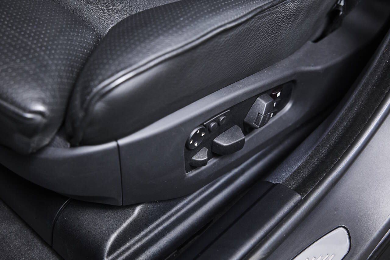Used 2006 BMW M5 RWD image 93