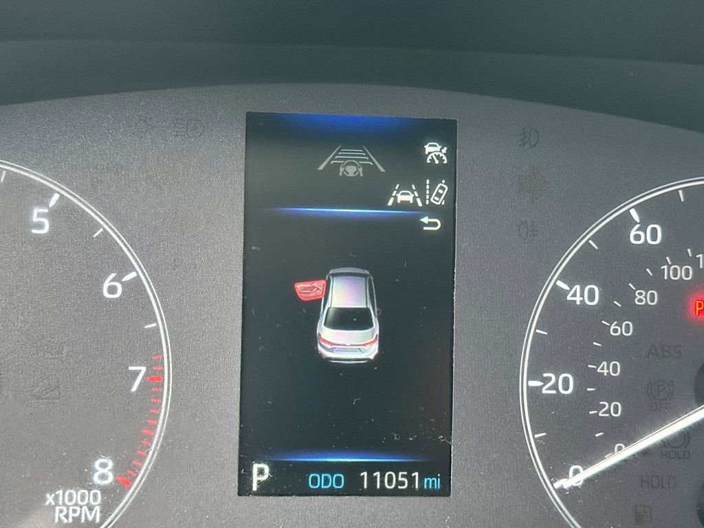 Certified 2025 Toyota Corolla LE image 30