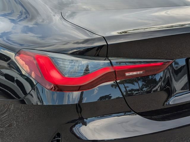 New 2026 BMW 430i Coupe w/ Parking Assistance Package RWD image 10