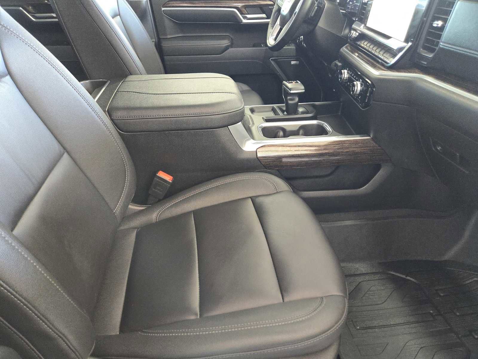 Certified 2025 GMC Sierra 1500 Elevation w/ Elevation Premium Package image 15