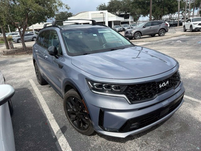 Used 2023 Kia Sorento SX FWD image 3