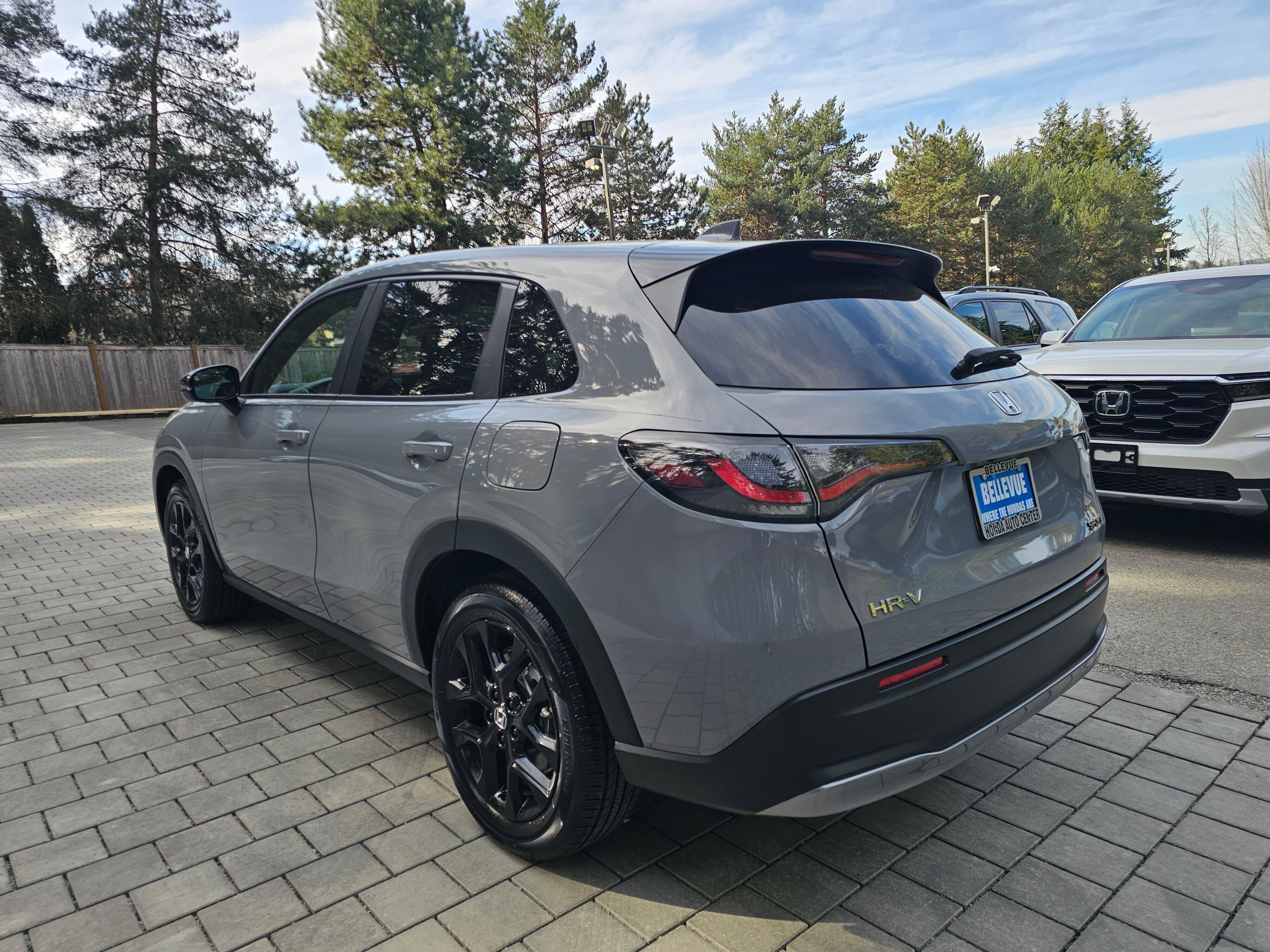 Certified 2025 Honda HR-V Sport image 5