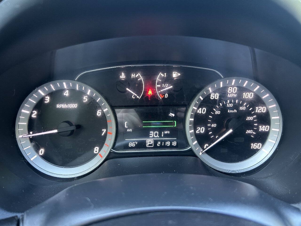 Used 2014 Nissan Sentra SV FWD image 16