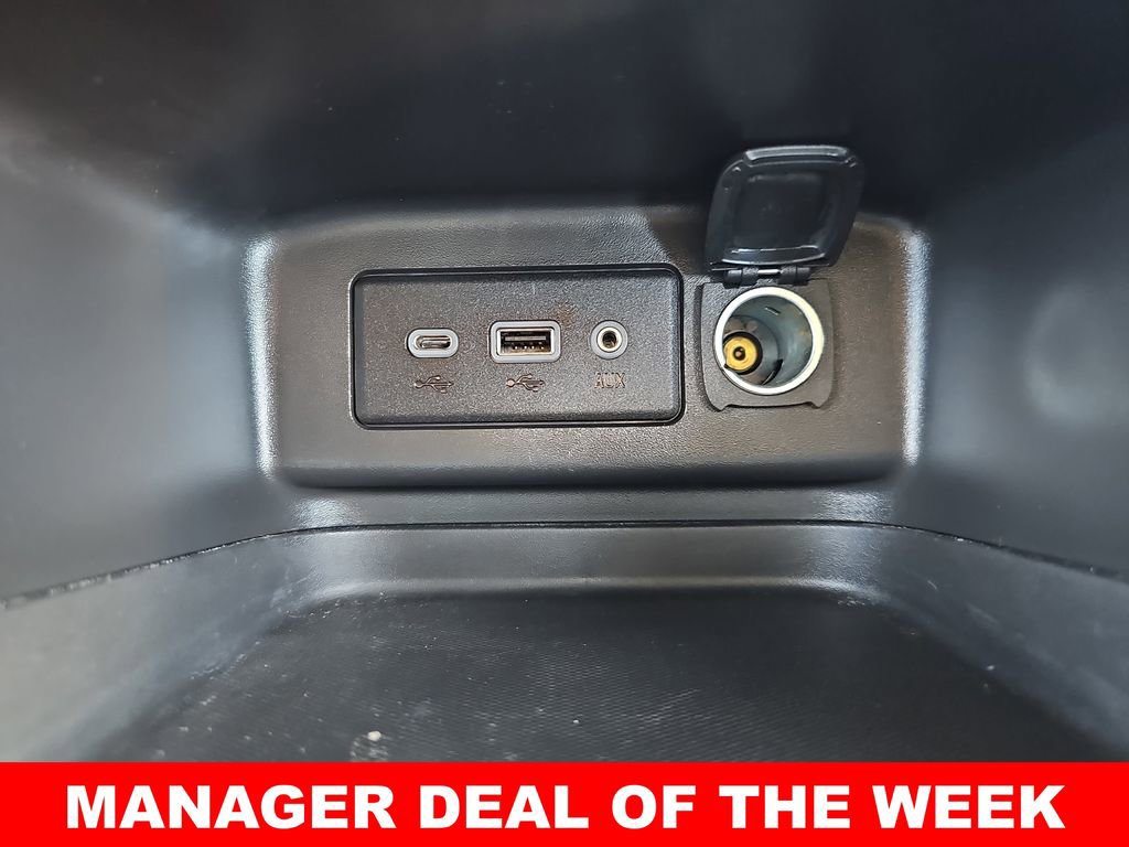 Used 2023 Chevrolet Equinox LT w/ LPO, Floor Liner Package image 24