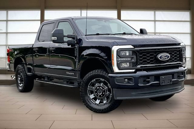 Used 2023 Ford F250 Lariat w/ Sport Appearance Package AWD/4WD image 12