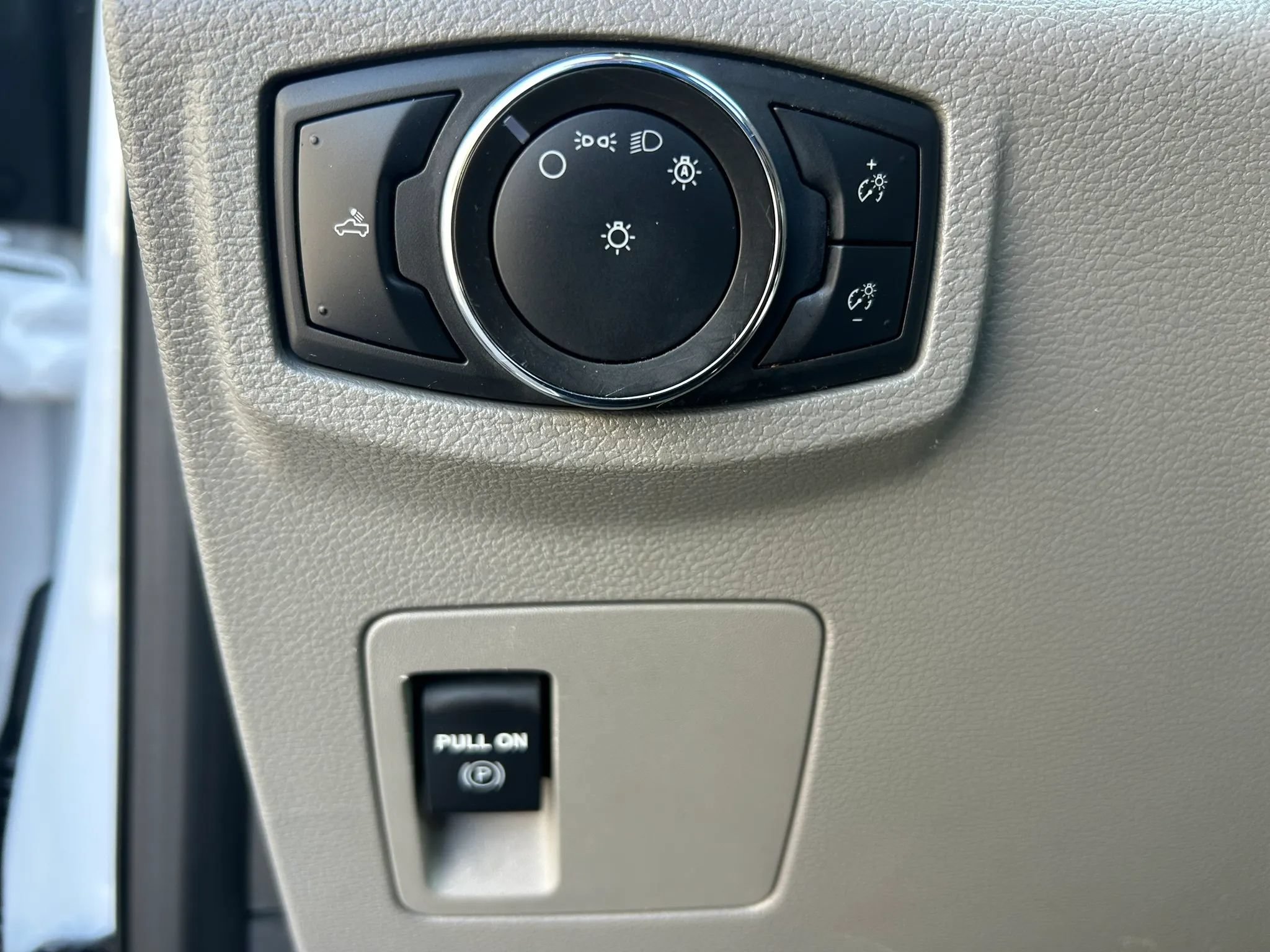 Used 2020 Ford F150 XL w/ Equipment Group 101A Mid RWD image 18