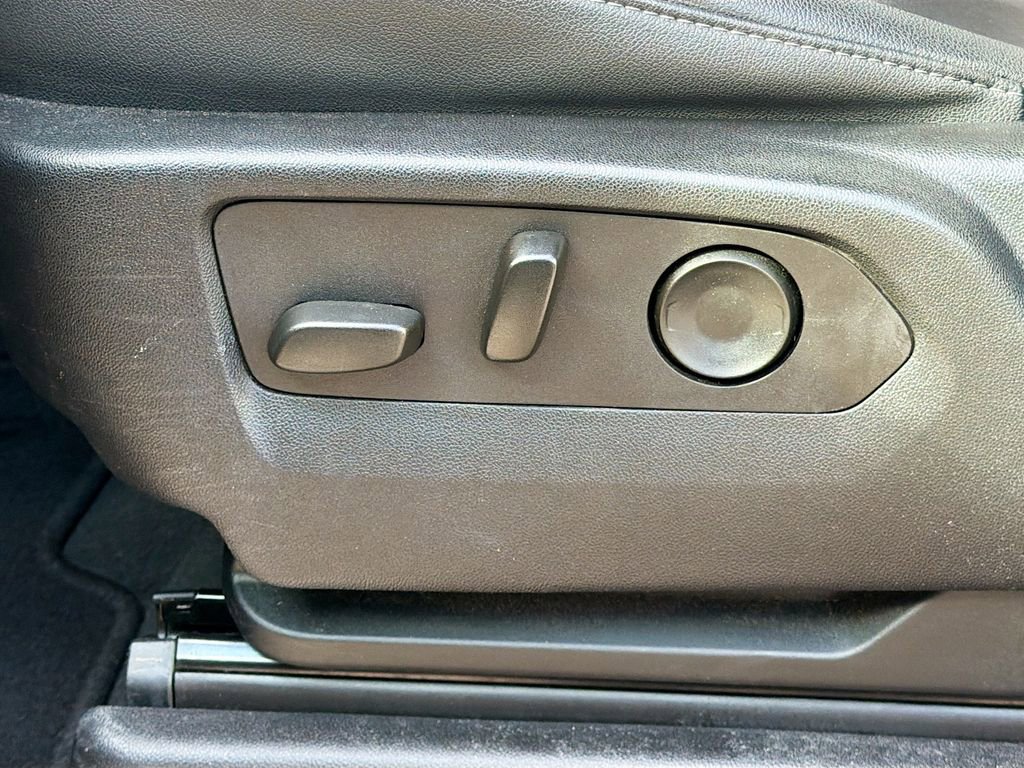 Used 2024 Chevrolet Tahoe LT image 29