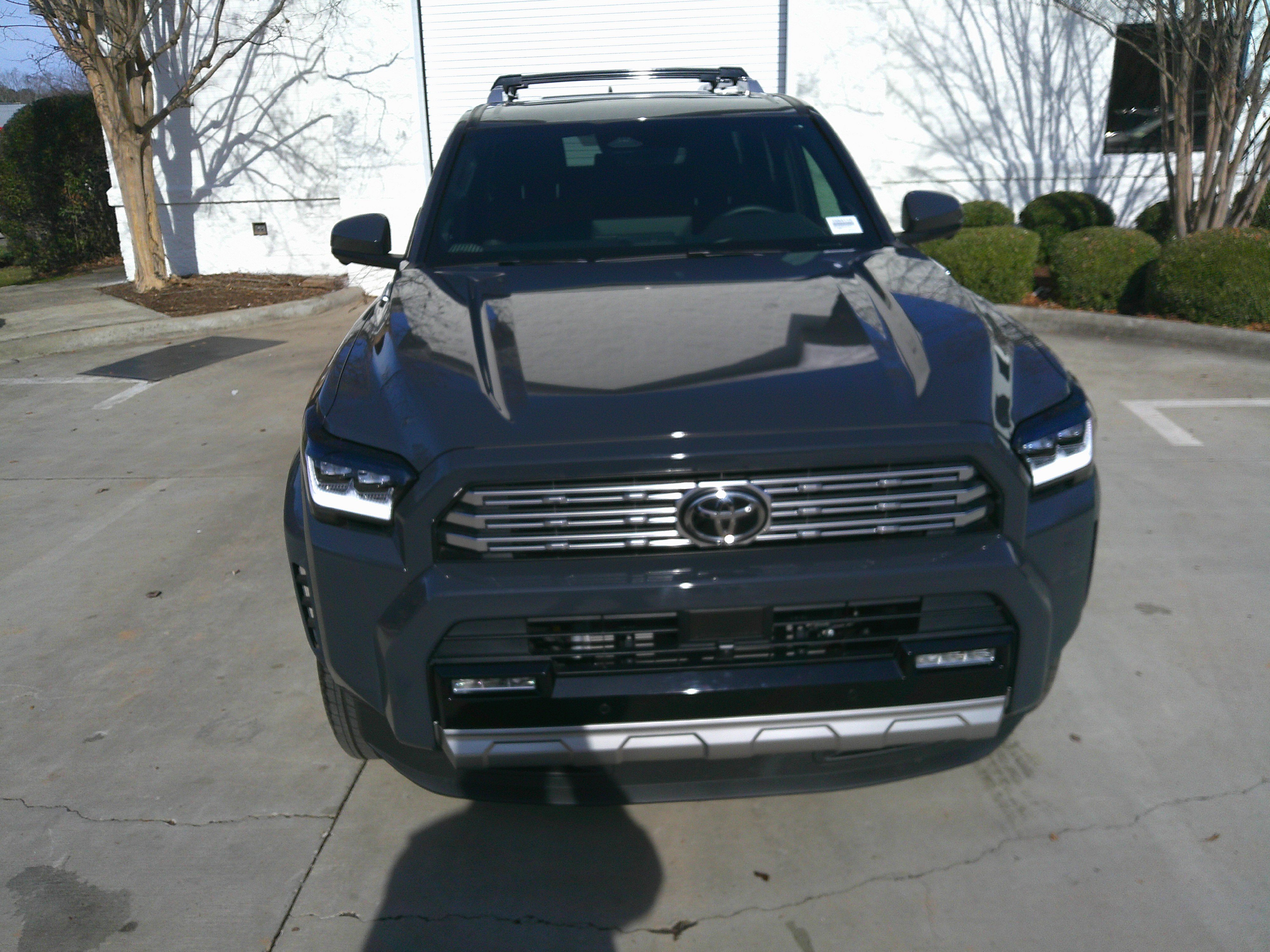 Used 2025 Toyota 4Runner Limited image 3