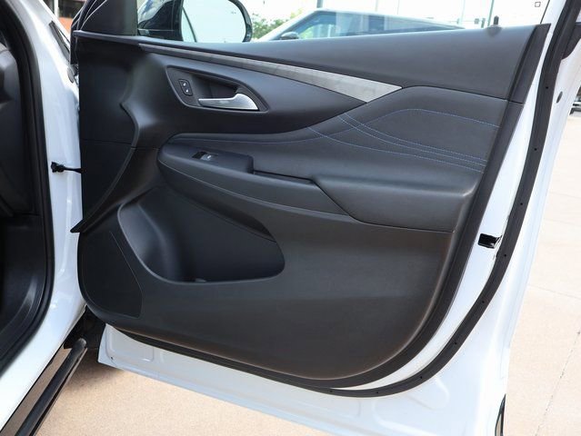 Certified 2026 Buick Envista Sport Touring w/ Convenience I Package FWD image 10
