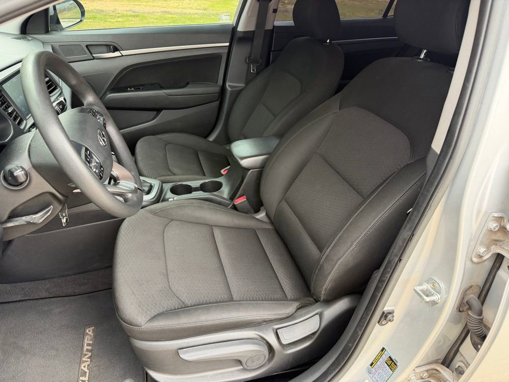 Used 2019 Hyundai Elantra SEL w/ Cargo Package image 10