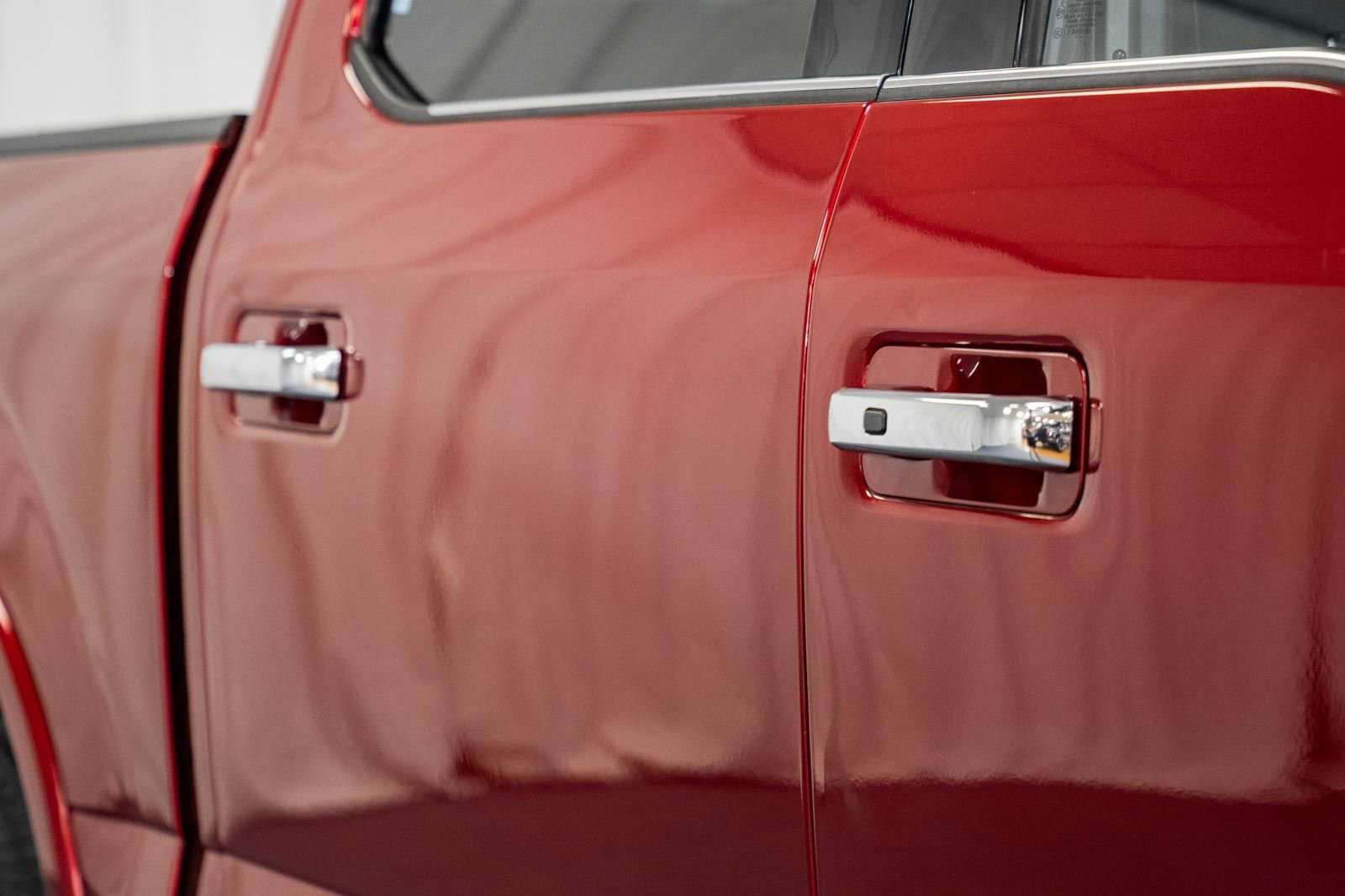 Certified 2018 Ford F150 Platinum w/ Equipment Group 701A Luxury image 21