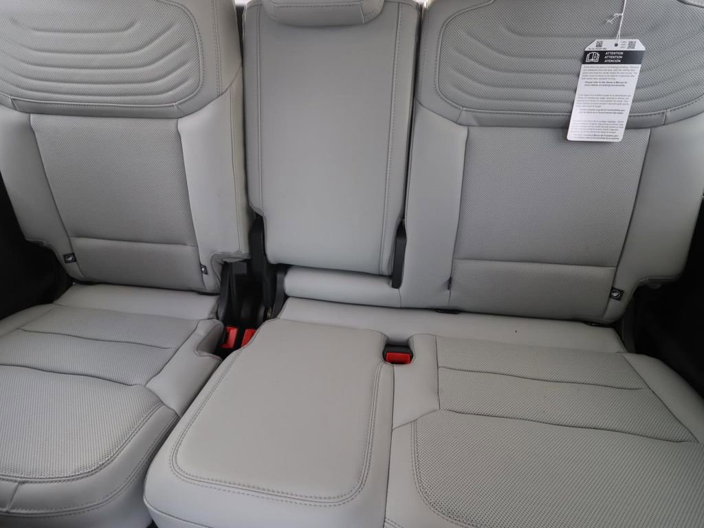 New 2025 Ford Expedition Max Platinum w/ Platinum Ultimate Package image 14