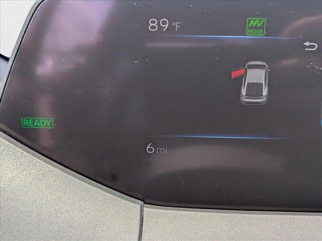 New 2025 Toyota Prius Plug-In Hybrid image 10