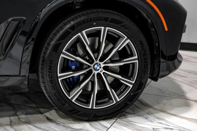 Used 2020 BMW X5 M50i AWD/4WD image 53