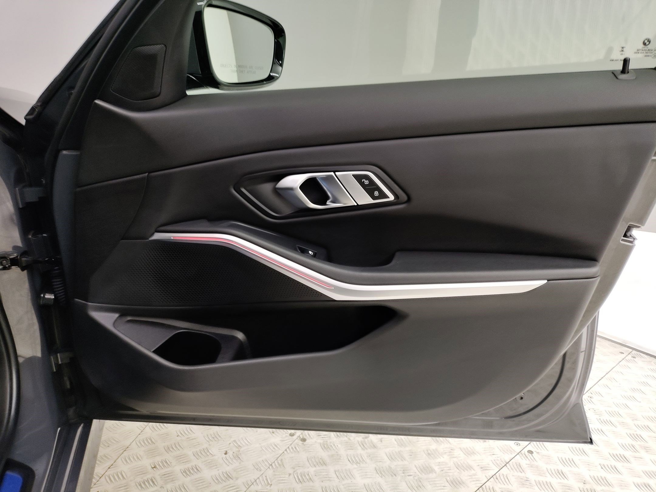 Certified 2023 BMW 330i Sedan w/ Convenience Package image 28