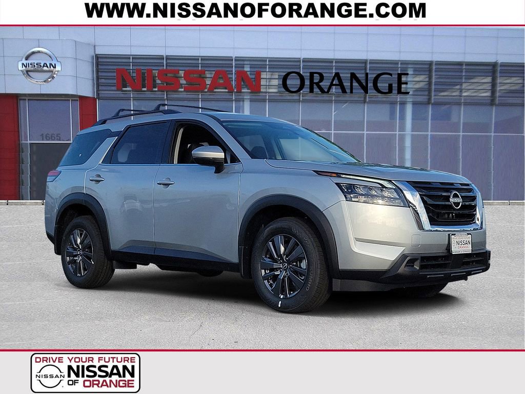New 2025 Nissan Pathfinder SV